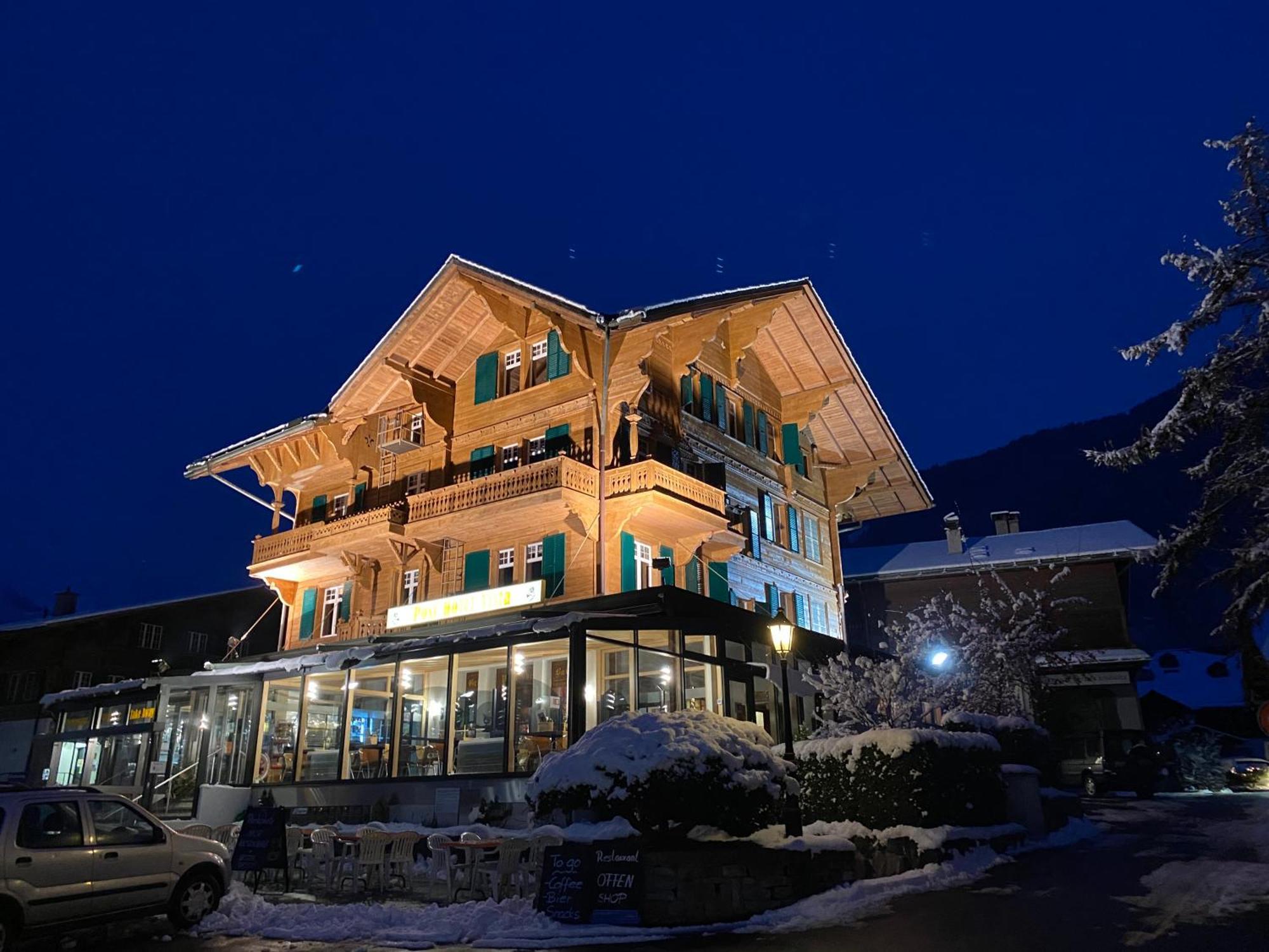 Post Hotel Vista Цвайзимен Екстериор снимка