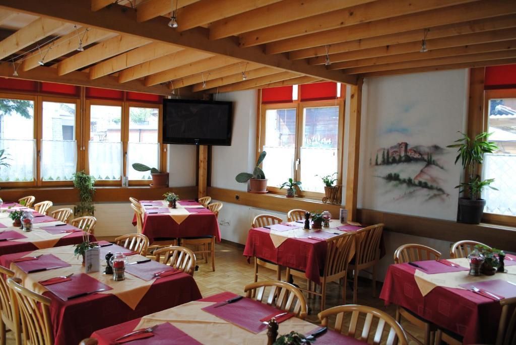 Post Hotel Vista Цвайзимен Екстериор снимка